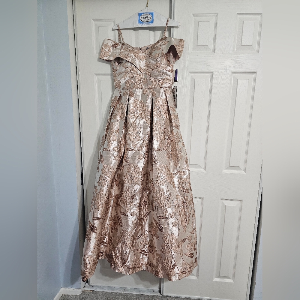 Morgan & Co. Gold Pleated Wrap Gown - Picture 6 of 6